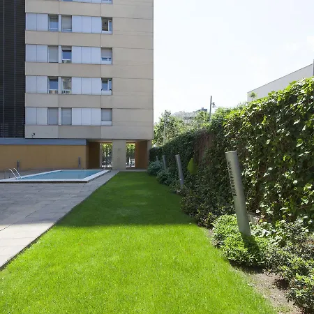 Forum Pool Triplex Barcelona شقة أليلا