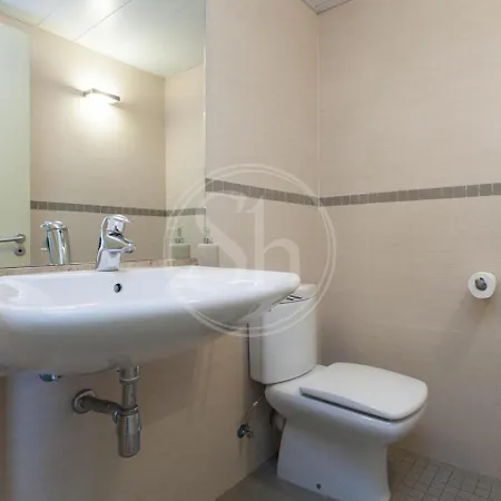 Forum Pool Triplex Barcelona * アレーリャ