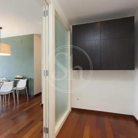 Forum Pool Triplex Barcelona أليلا